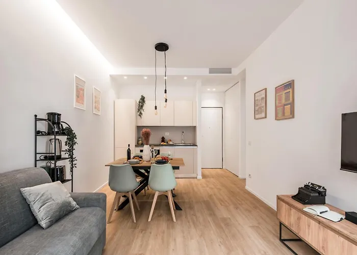 The Rent - Spacious Near Castel Sant'angelo Apartment *