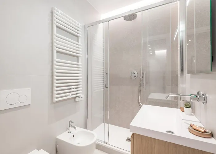 The Rent - Spacious Near Castel Sant'angelo Apartment