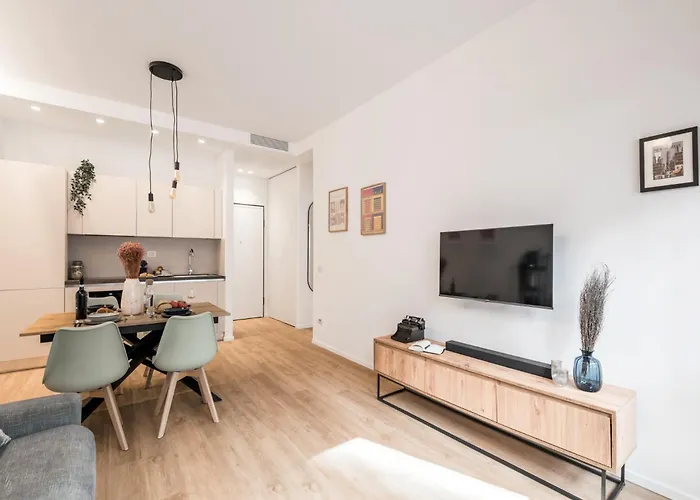 The Rent - Spacious Near Castel Sant'angelo Apartment *