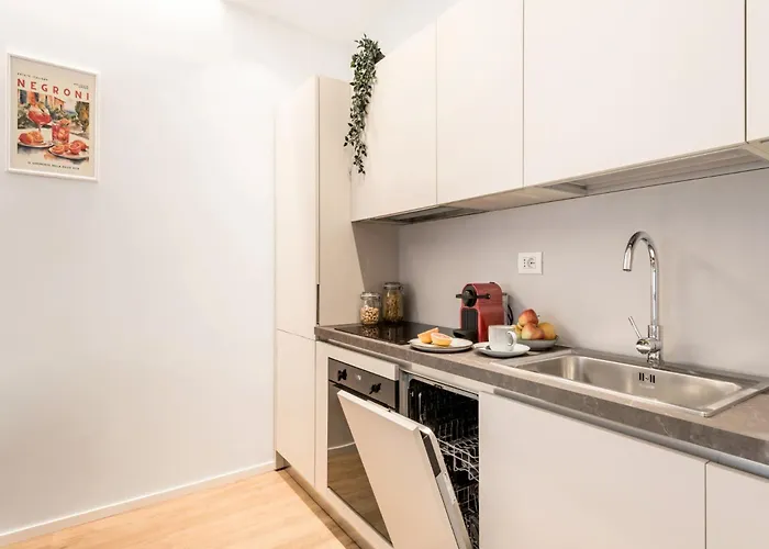 The Rent - Spacious Near Castel Sant'angelo Apartment *